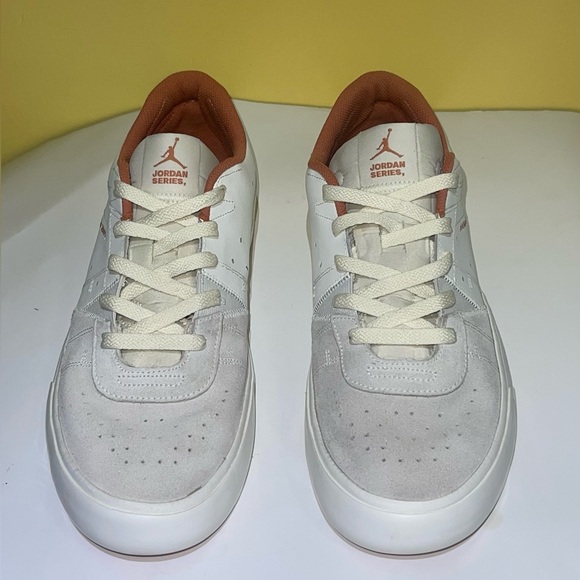 Jordan Other - Nike Air Jordan Series Es